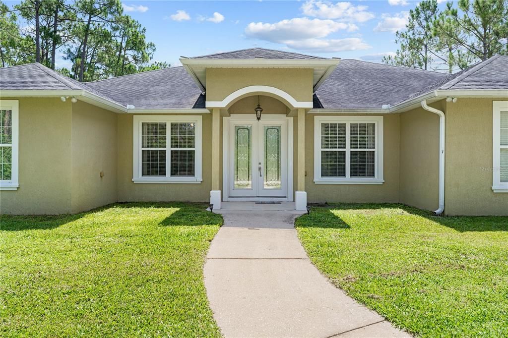 待售: $799,000 (4 贝兹, 3 浴室, 2566 平方英尺)