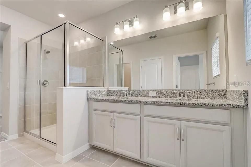 En Venta: $395,000 (3 camas, 2 baños, 1840 Pies cuadrados)