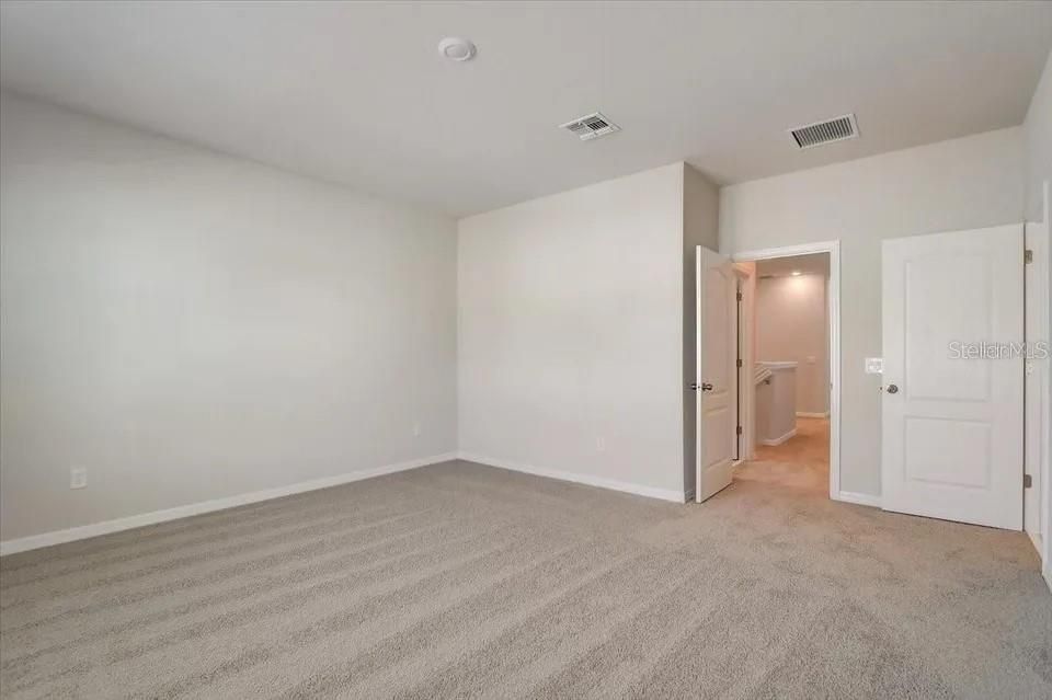 En Venta: $395,000 (3 camas, 2 baños, 1840 Pies cuadrados)