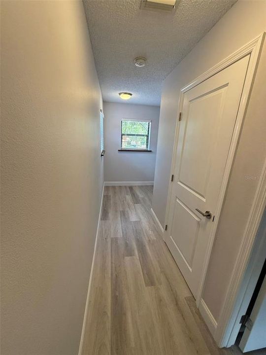 На продажу: $164,900 (2 спален, 2 ванн, 1199 Квадратных фут)