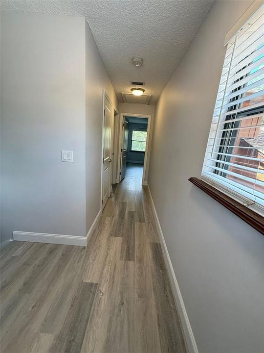 На продажу: $164,900 (2 спален, 2 ванн, 1199 Квадратных фут)