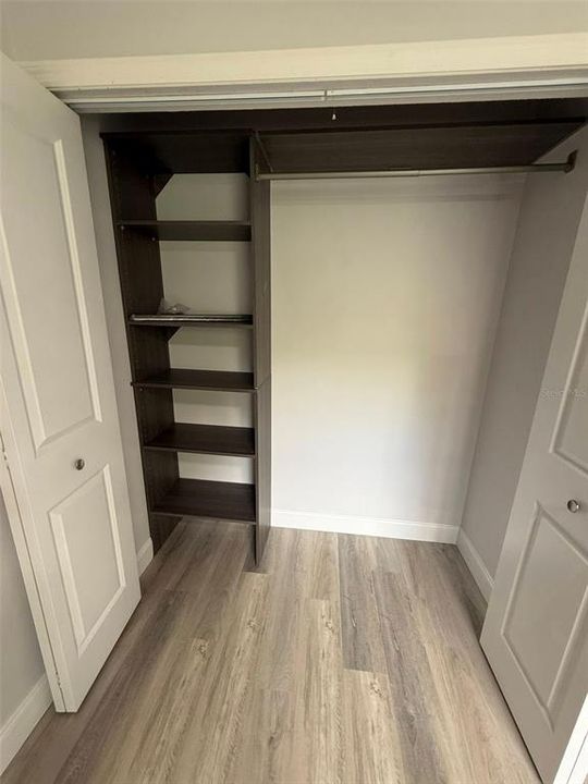 На продажу: $164,900 (2 спален, 2 ванн, 1199 Квадратных фут)