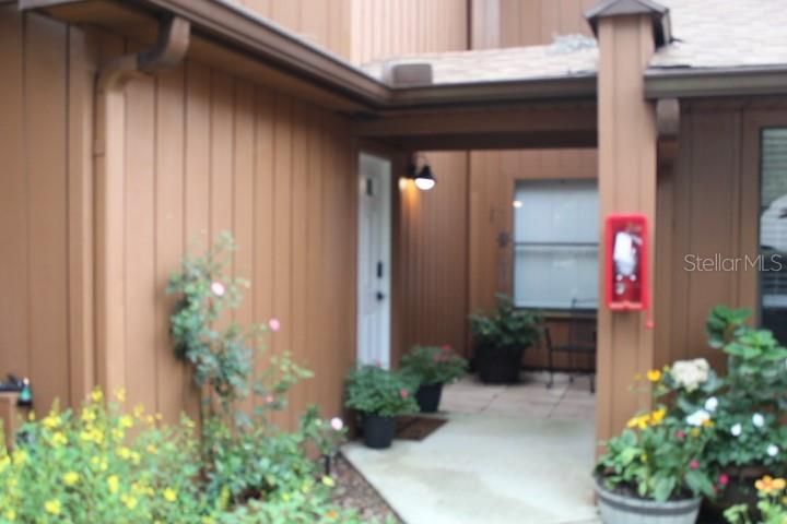 На продажу: $164,900 (2 спален, 2 ванн, 1199 Квадратных фут)