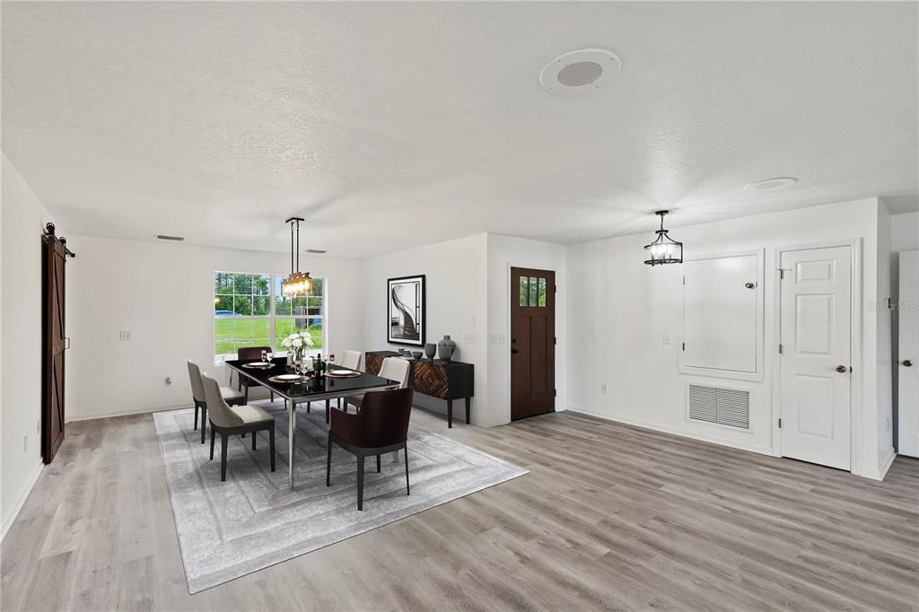 En Venta: $799,900 (4 camas, 3 baños, 2845 Pies cuadrados)