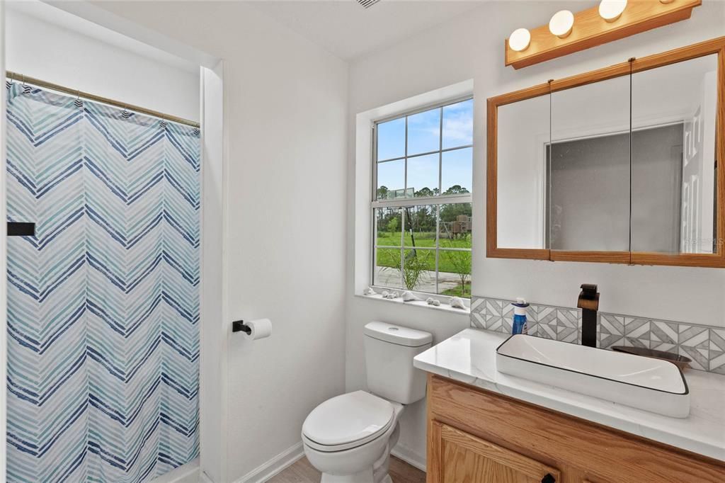 En Venta: $799,900 (4 camas, 3 baños, 2845 Pies cuadrados)