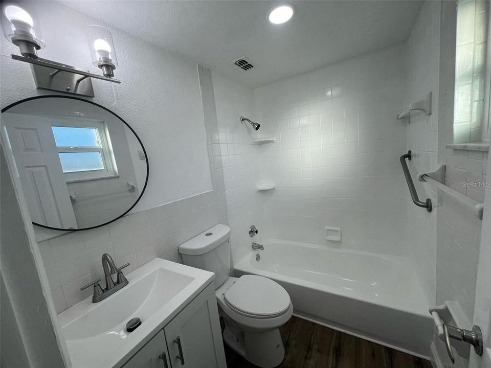 For Rent: $1,800 (3 beds, 2 baths, 1662 Square Feet)