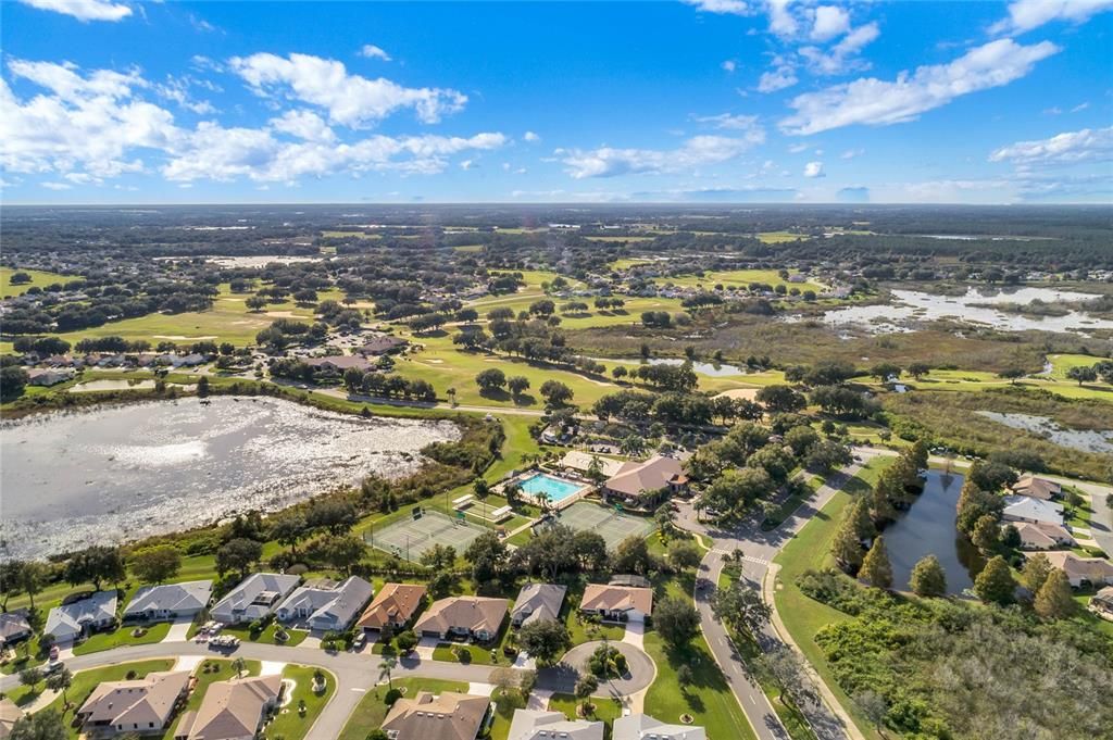 Под контрактом: $299,000 (3 спален, 2 ванн, 1748 Квадратных фут)