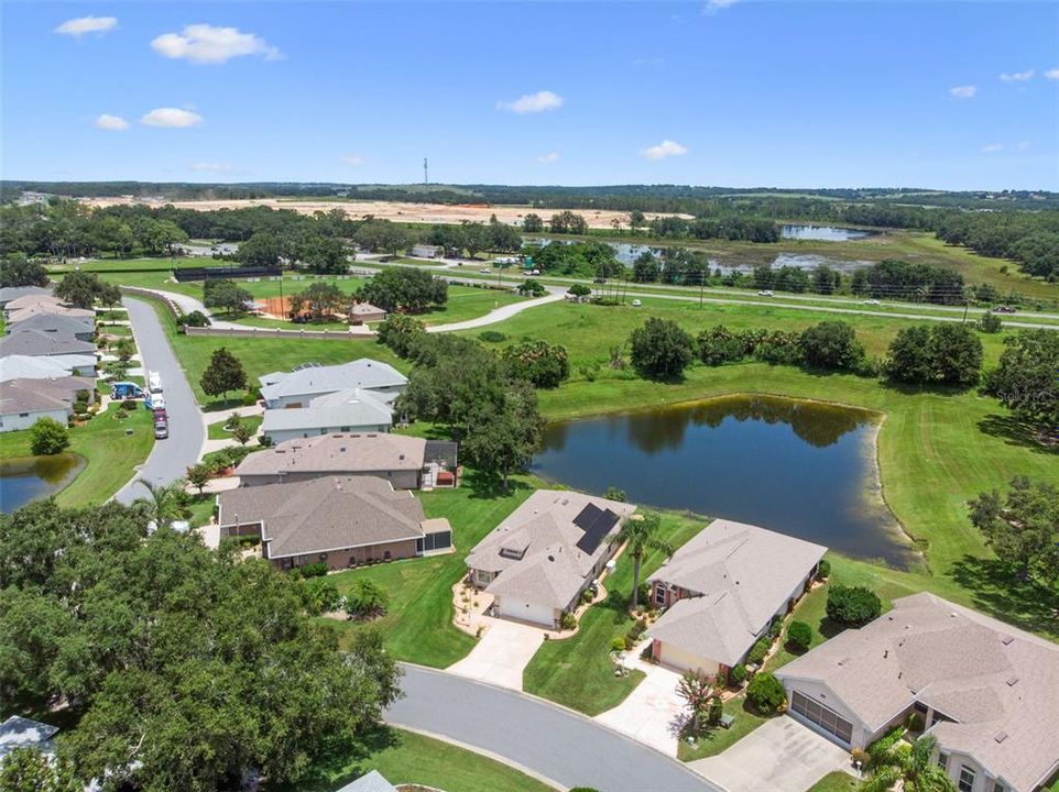 Под контрактом: $299,000 (3 спален, 2 ванн, 1748 Квадратных фут)