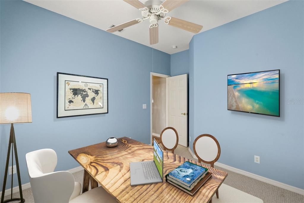 Под контрактом: $299,000 (3 спален, 2 ванн, 1748 Квадратных фут)