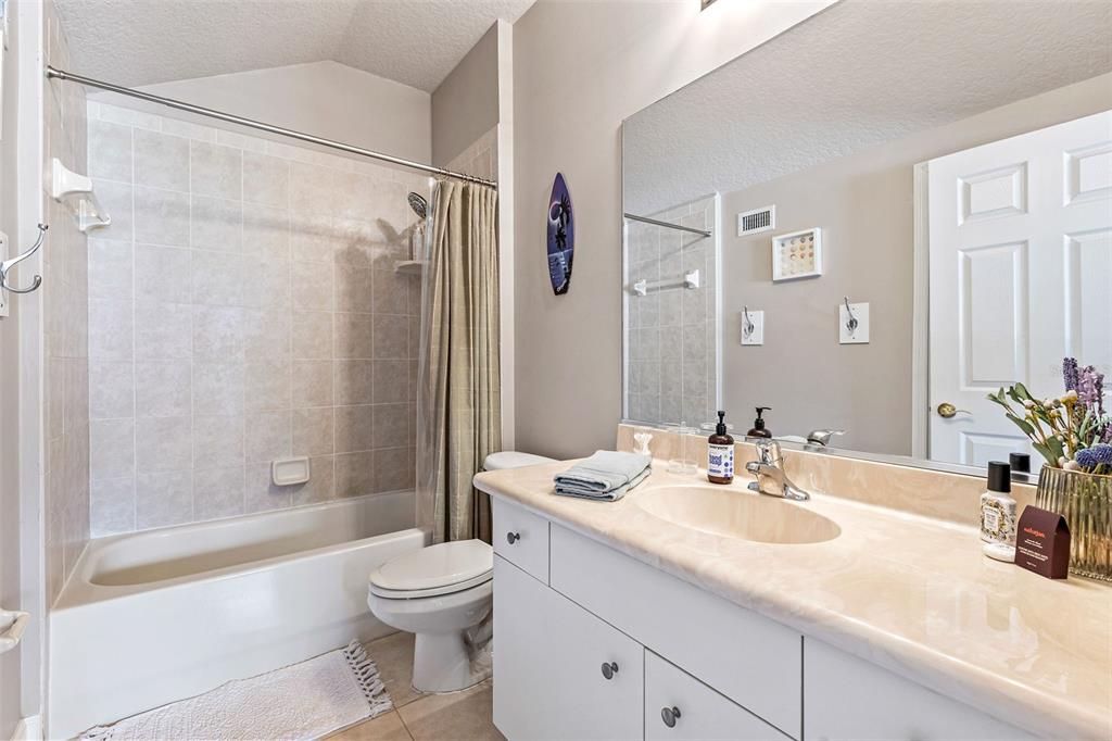 待售: $710,000 (5 贝兹, 3 浴室, 2881 平方英尺)