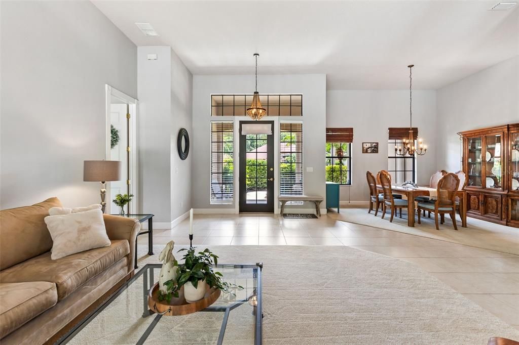 待售: $710,000 (5 贝兹, 3 浴室, 2881 平方英尺)