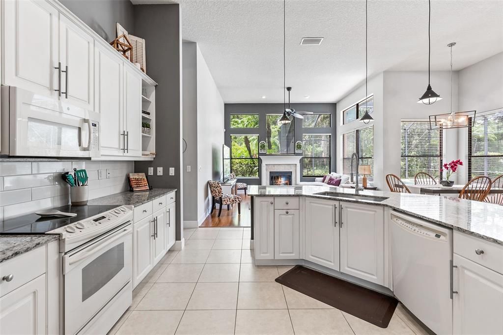 待售: $710,000 (5 贝兹, 3 浴室, 2881 平方英尺)