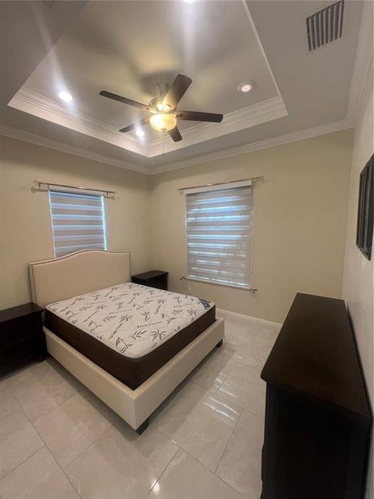 For Rent: $2,300 (3 beds, 2 baths, 1835 Square Feet)