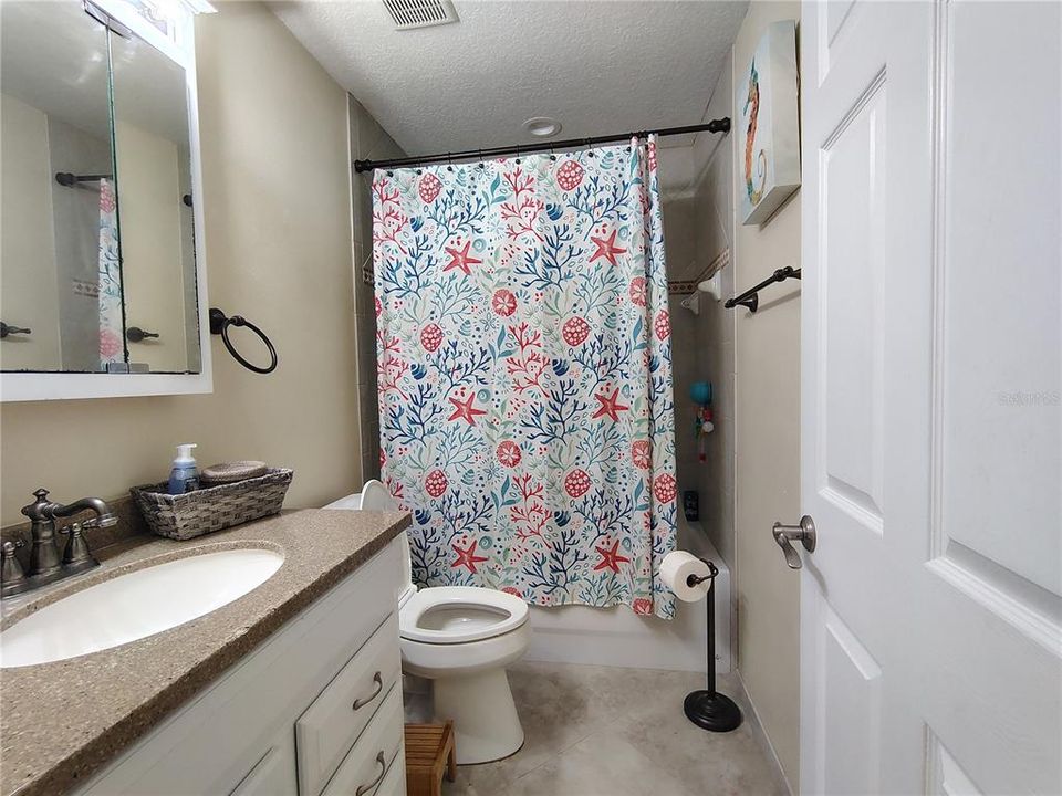 На продажу: $412,000 (3 спален, 2 ванн, 1728 Квадратных фут)