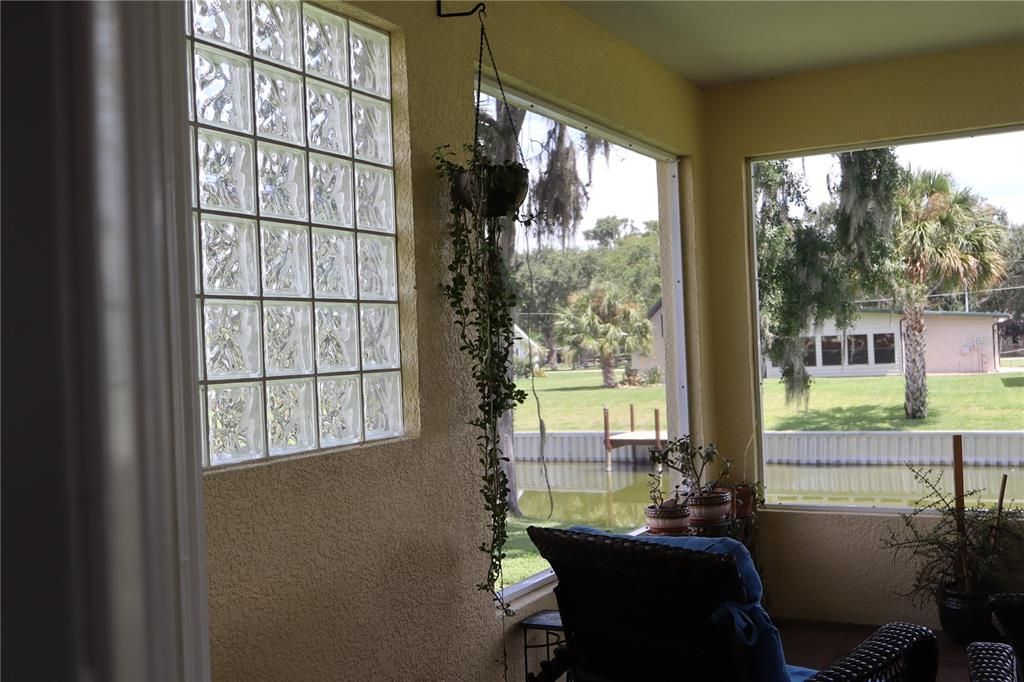 На продажу: $412,000 (3 спален, 2 ванн, 1728 Квадратных фут)