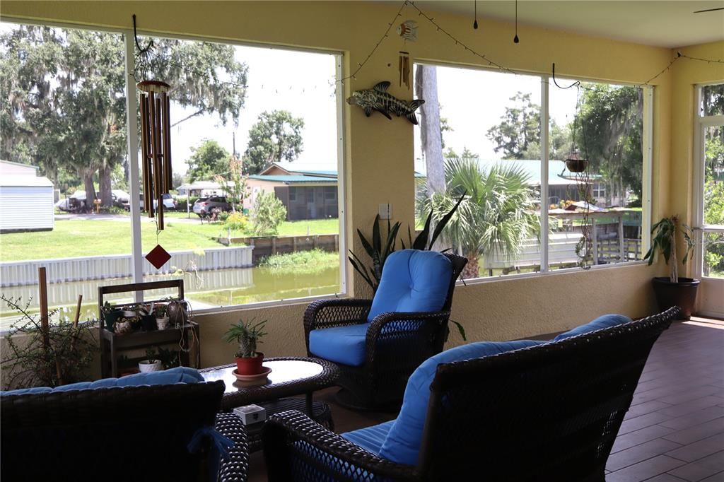 На продажу: $412,000 (3 спален, 2 ванн, 1728 Квадратных фут)