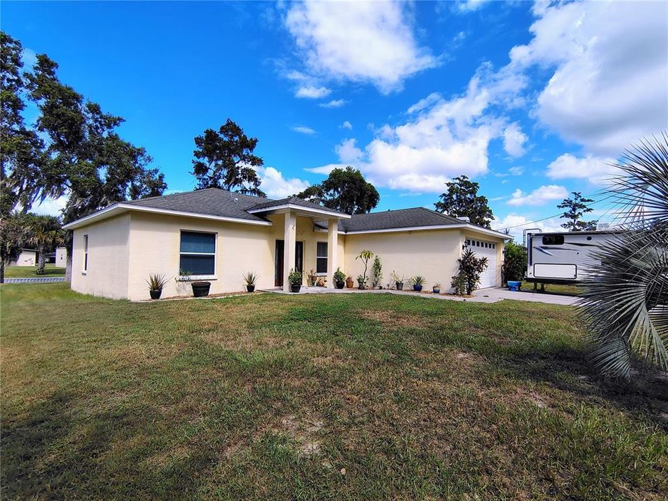 На продажу: $412,000 (3 спален, 2 ванн, 1728 Квадратных фут)