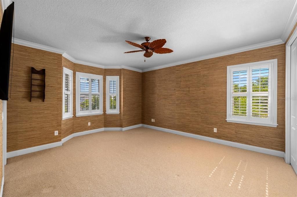 For Sale: $1,799,000 (4 beds, 3 baths, 3896 Square Feet)