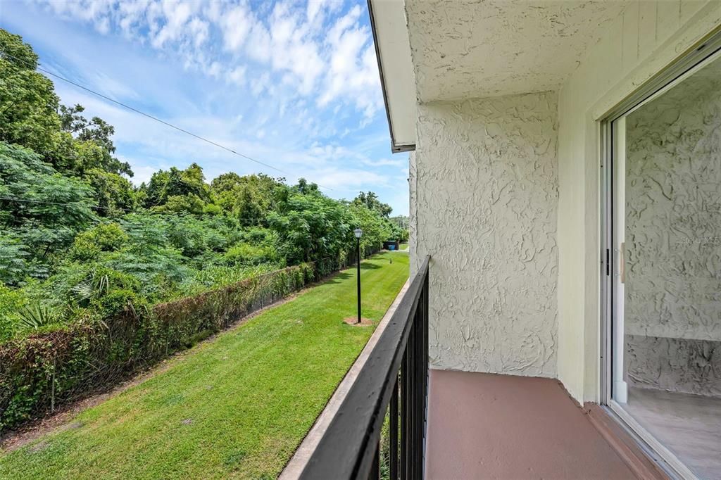 Activo con contrato: $285,000 (3 camas, 3 baños, 1328 Pies cuadrados)