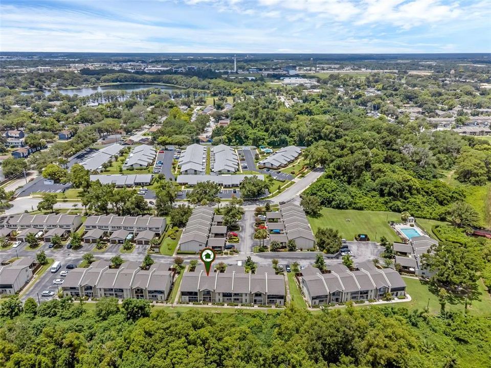 Activo con contrato: $285,000 (3 camas, 3 baños, 1328 Pies cuadrados)