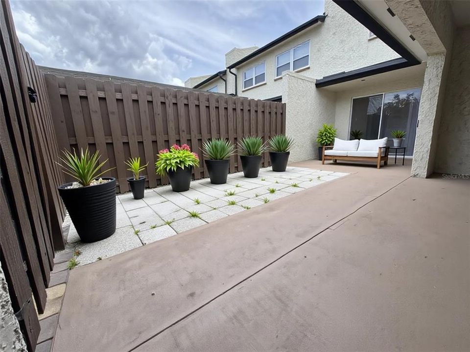 Activo con contrato: $285,000 (3 camas, 3 baños, 1328 Pies cuadrados)