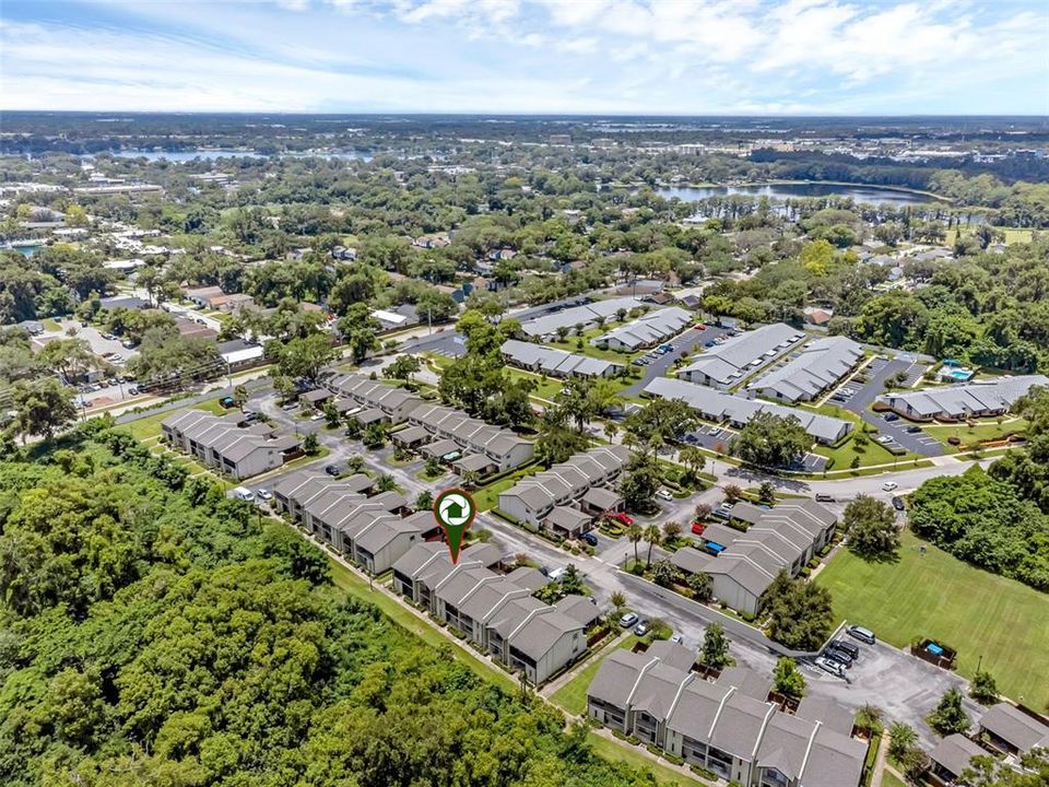 Activo con contrato: $285,000 (3 camas, 3 baños, 1328 Pies cuadrados)