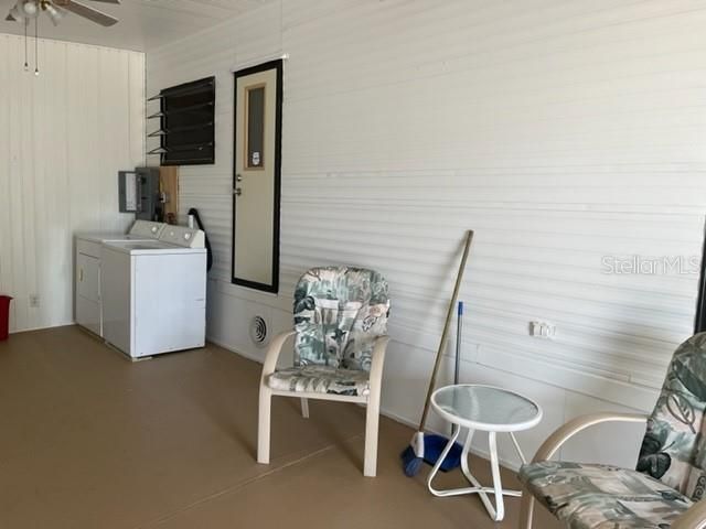 For Sale: $100,000 (1 beds, 1 baths, 684 Square Feet)