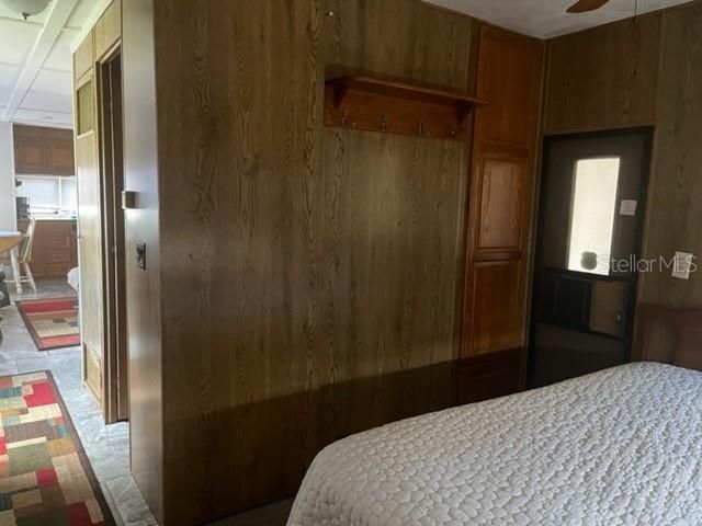 For Sale: $100,000 (1 beds, 1 baths, 684 Square Feet)