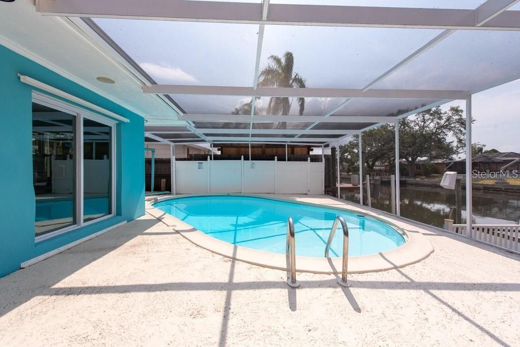 出租: $4,800 (3 贝兹, 3 浴室, 1868 平方英尺)