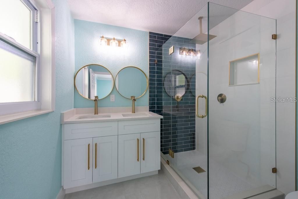 出租: $4,800 (3 贝兹, 3 浴室, 1868 平方英尺)