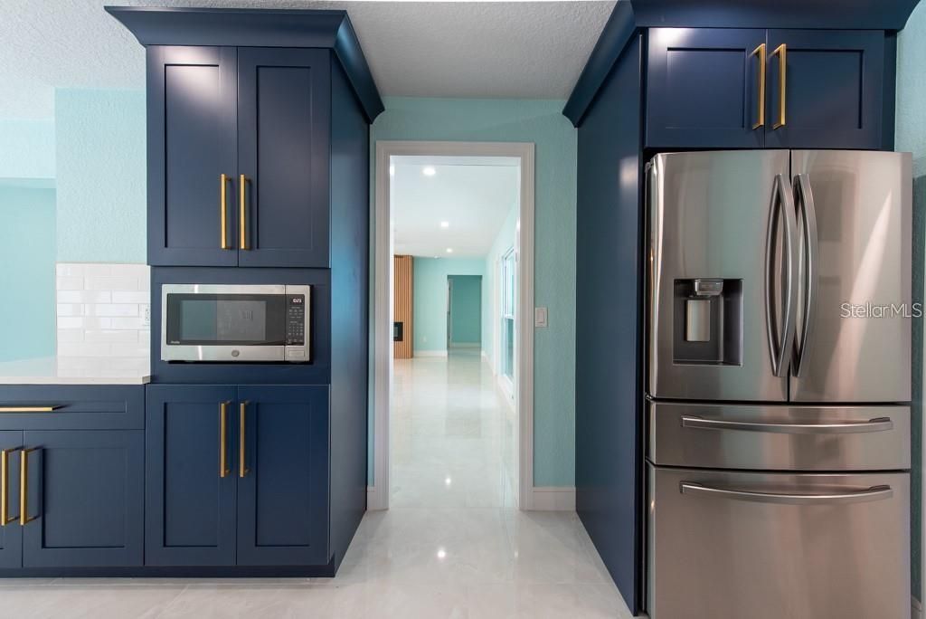 出租: $4,800 (3 贝兹, 3 浴室, 1868 平方英尺)