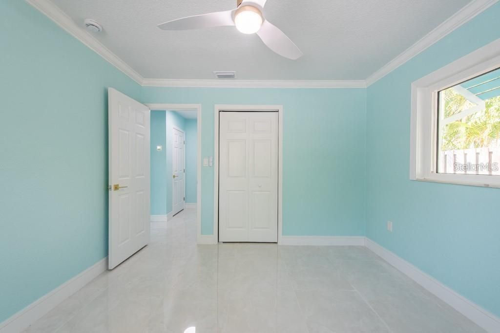 出租: $4,800 (3 贝兹, 3 浴室, 1868 平方英尺)