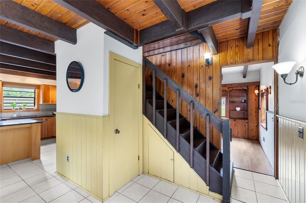 待售: $474,999 (3 贝兹, 1 浴室, 1630 平方英尺)