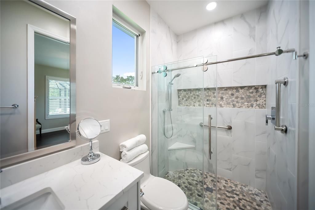 For Sale: $1,150,000 (6 beds, 5 baths, 4403 Square Feet)