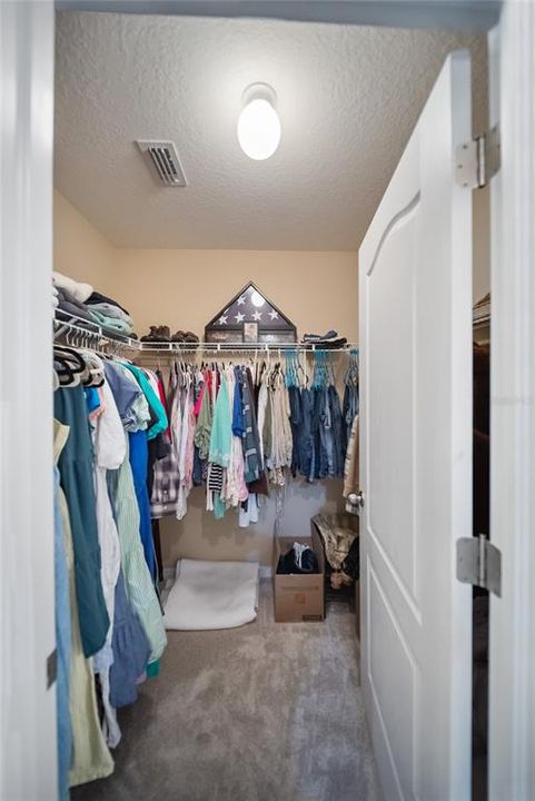 For Sale: $1,150,000 (6 beds, 5 baths, 4403 Square Feet)