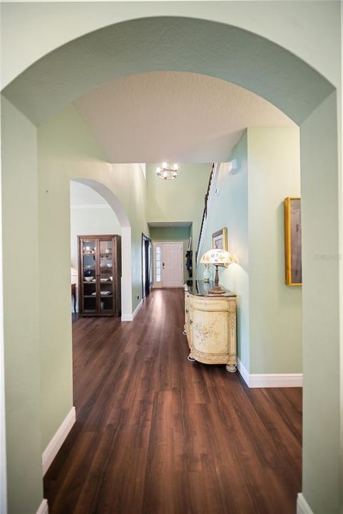 For Sale: $1,150,000 (6 beds, 5 baths, 4403 Square Feet)