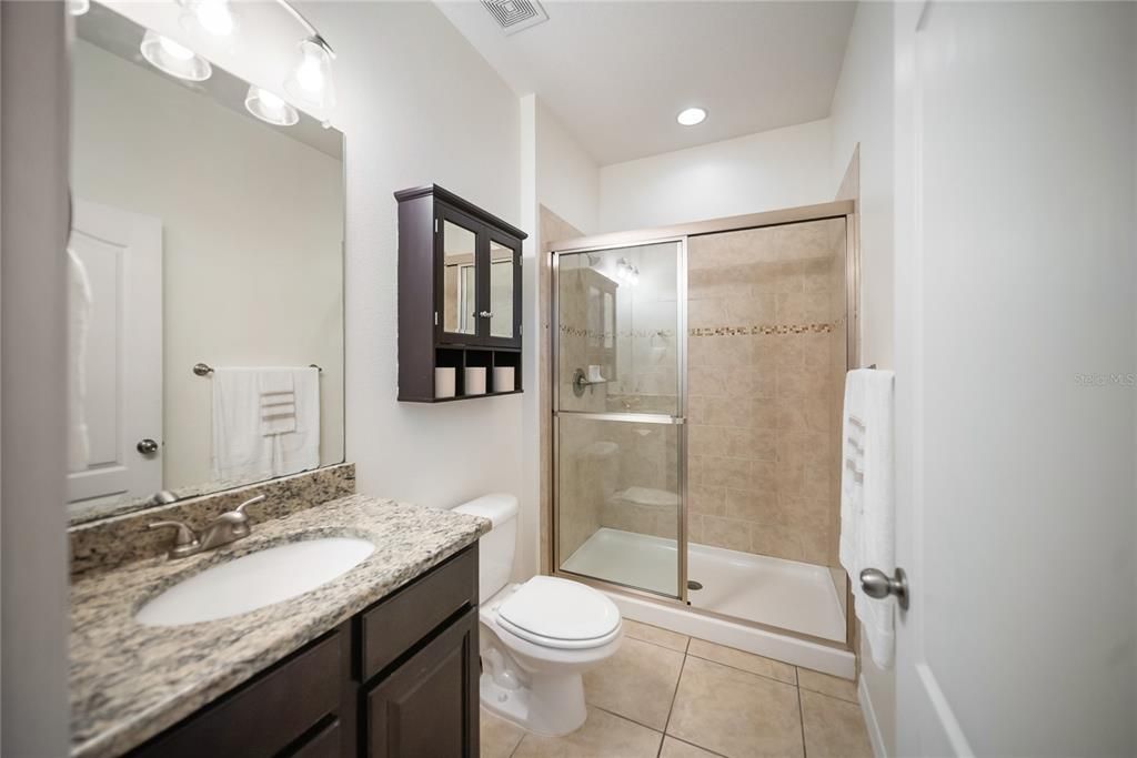 For Sale: $1,150,000 (6 beds, 5 baths, 4403 Square Feet)