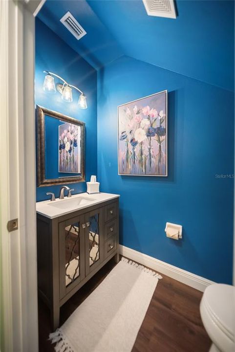 For Sale: $1,150,000 (6 beds, 5 baths, 4403 Square Feet)