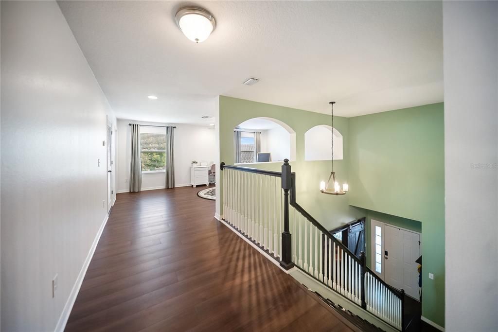 For Sale: $1,150,000 (6 beds, 5 baths, 4403 Square Feet)