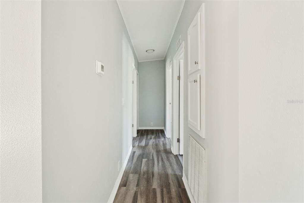 For Sale: $335,000 (4 beds, 2 baths, 1680 Square Feet)