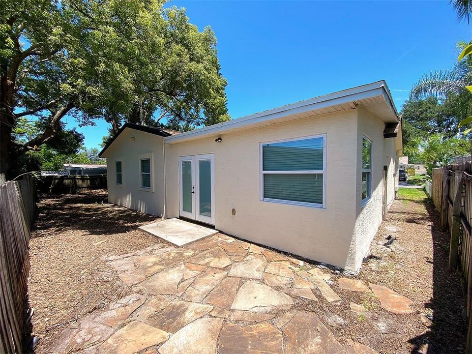 На продажу: $299,000 (4 спален, 2 ванн, 1638 Квадратных фут)