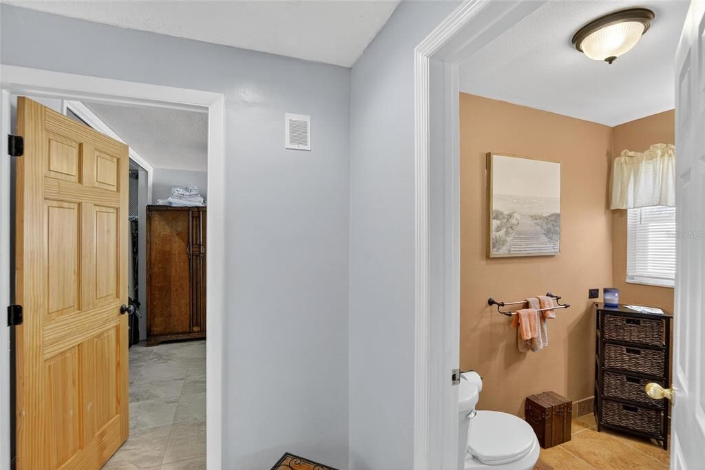 На продажу: $1,199,999 (4 спален, 2 ванн, 2020 Квадратных фут)