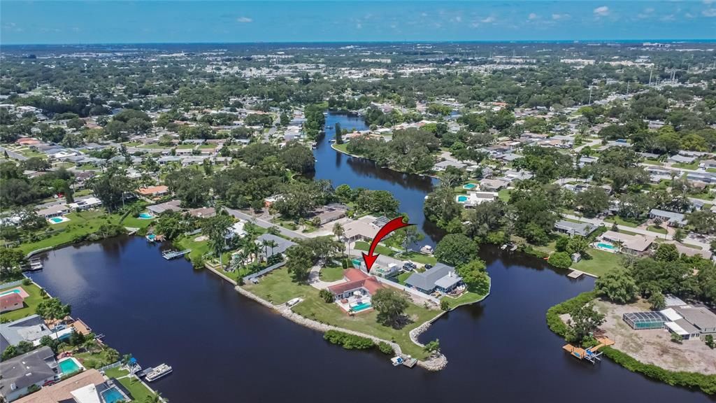 На продажу: $1,199,999 (4 спален, 2 ванн, 2020 Квадратных фут)