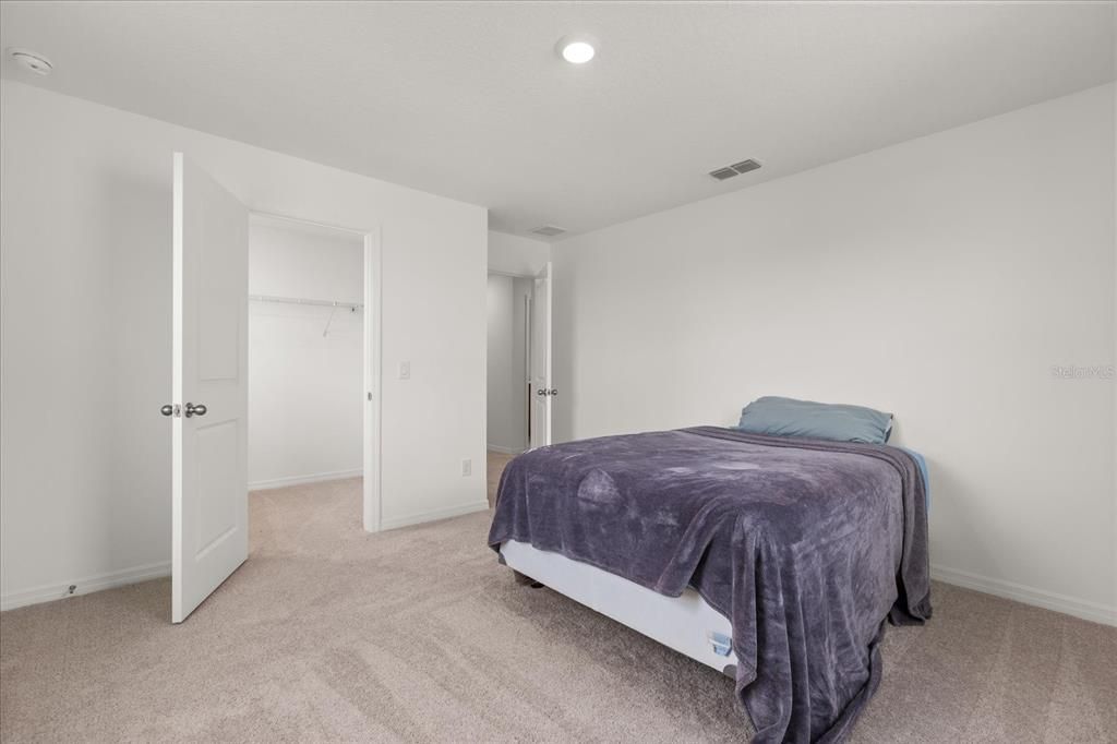 Upstairs Bedroom 4