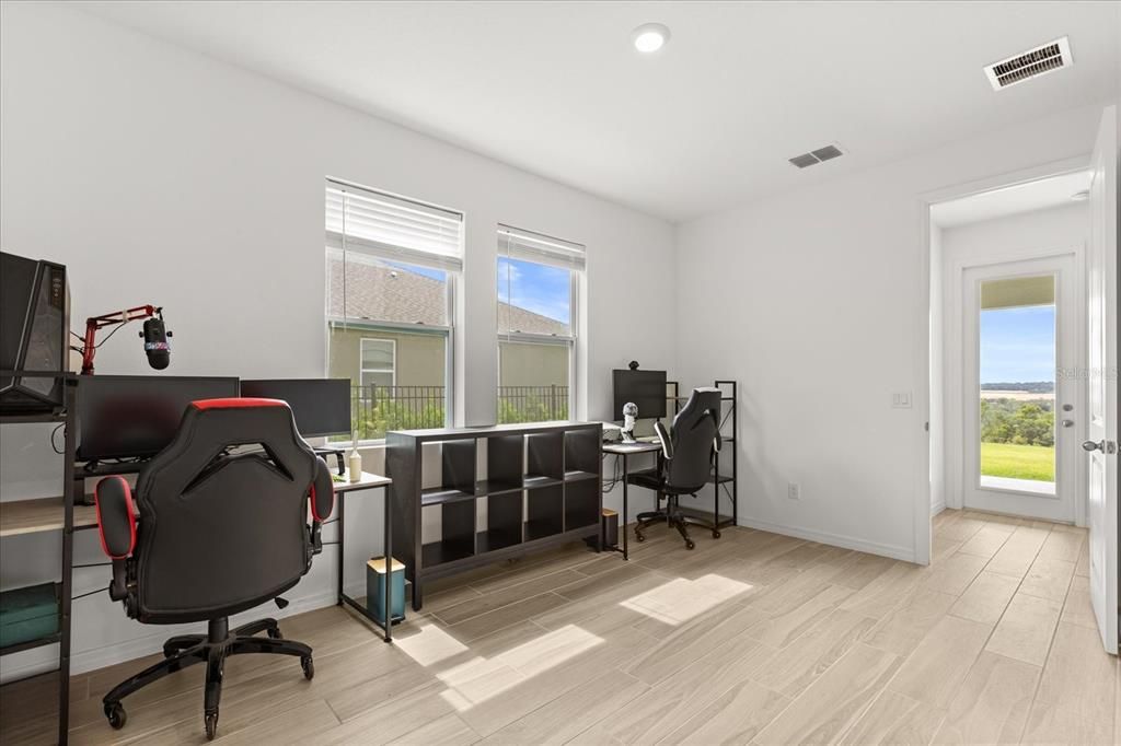 Downstairs bonus room