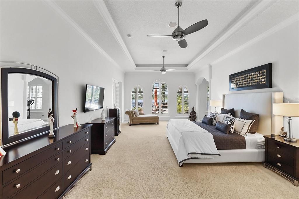 For Sale: $3,775,000 (4 beds, 4 baths, 6054 Square Feet)