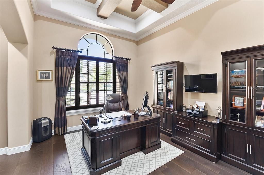 For Sale: $3,775,000 (4 beds, 4 baths, 6054 Square Feet)