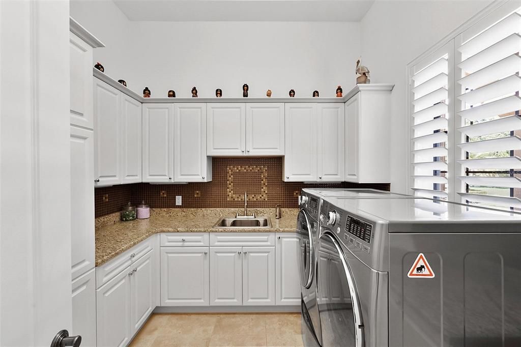 For Sale: $3,775,000 (4 beds, 4 baths, 6054 Square Feet)