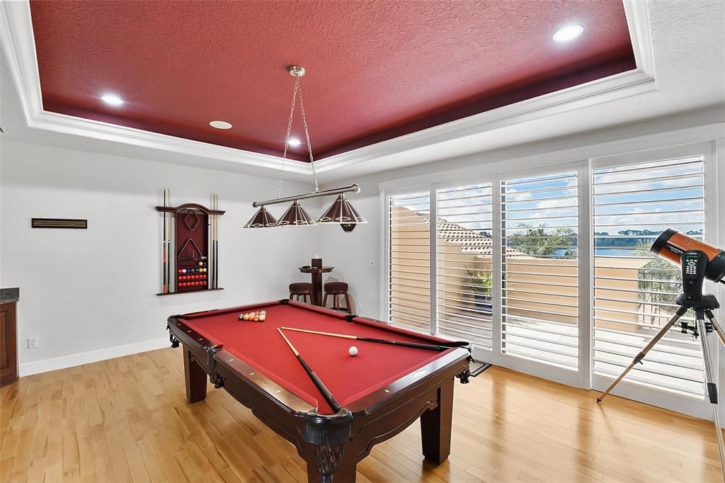 For Sale: $3,775,000 (4 beds, 4 baths, 6054 Square Feet)