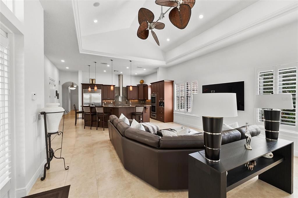 For Sale: $3,775,000 (4 beds, 4 baths, 6054 Square Feet)